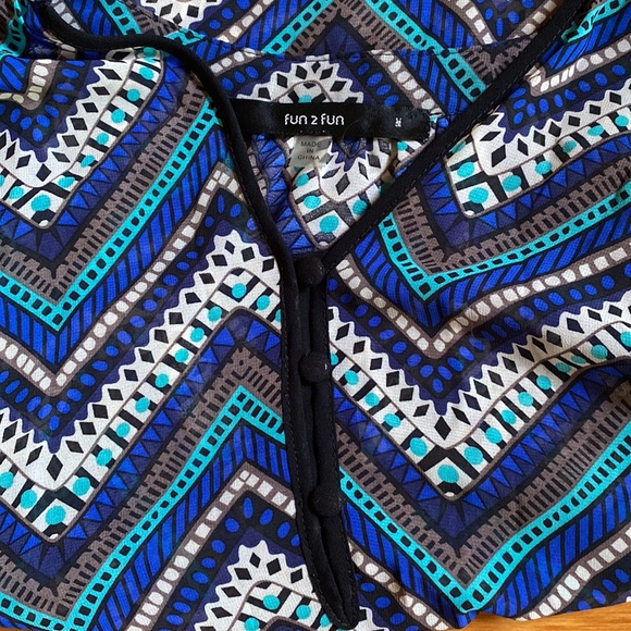 Polyester tunic, size medium Fun 2 Fun - Picture 2 of 2